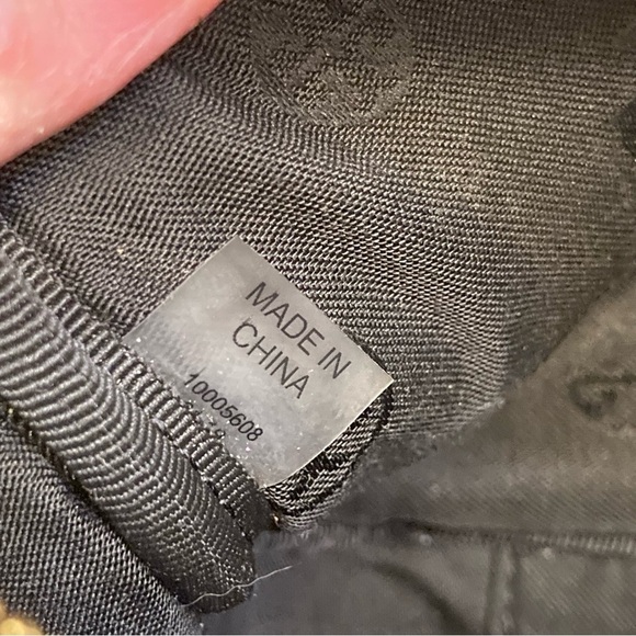 Tory Burch black leather quilted Alexa crossbody camera bag - Picture 7 of 11